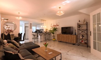 Resale - Townhouse - Torrevieja - El Acequión - Los Náufragos