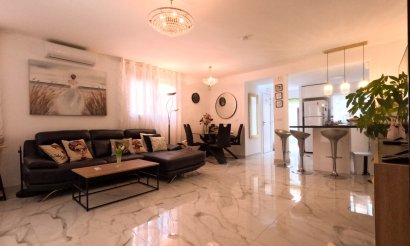 Resale - Townhouse - Torrevieja - El Acequión - Los Náufragos