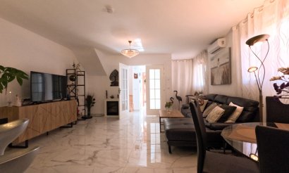 Resale - Townhouse - Torrevieja - El Acequión - Los Náufragos