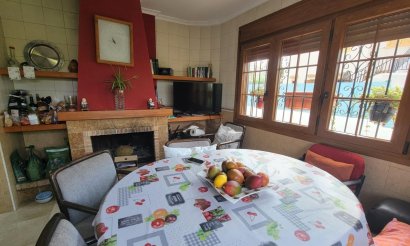 Resale - Villa - Torrevieja - Aguas Nuevas