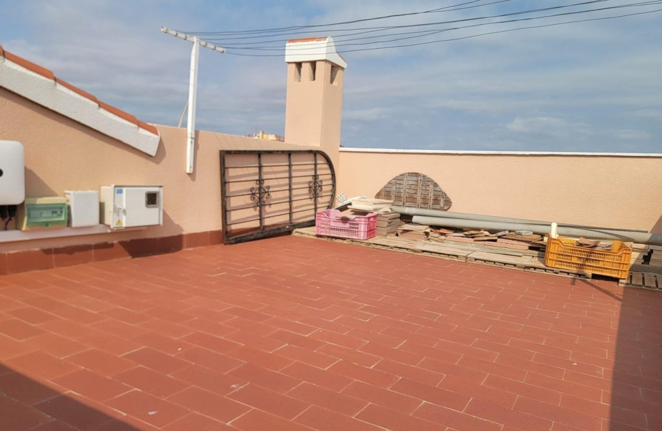 Resale - Villa - Torrevieja - Aguas Nuevas