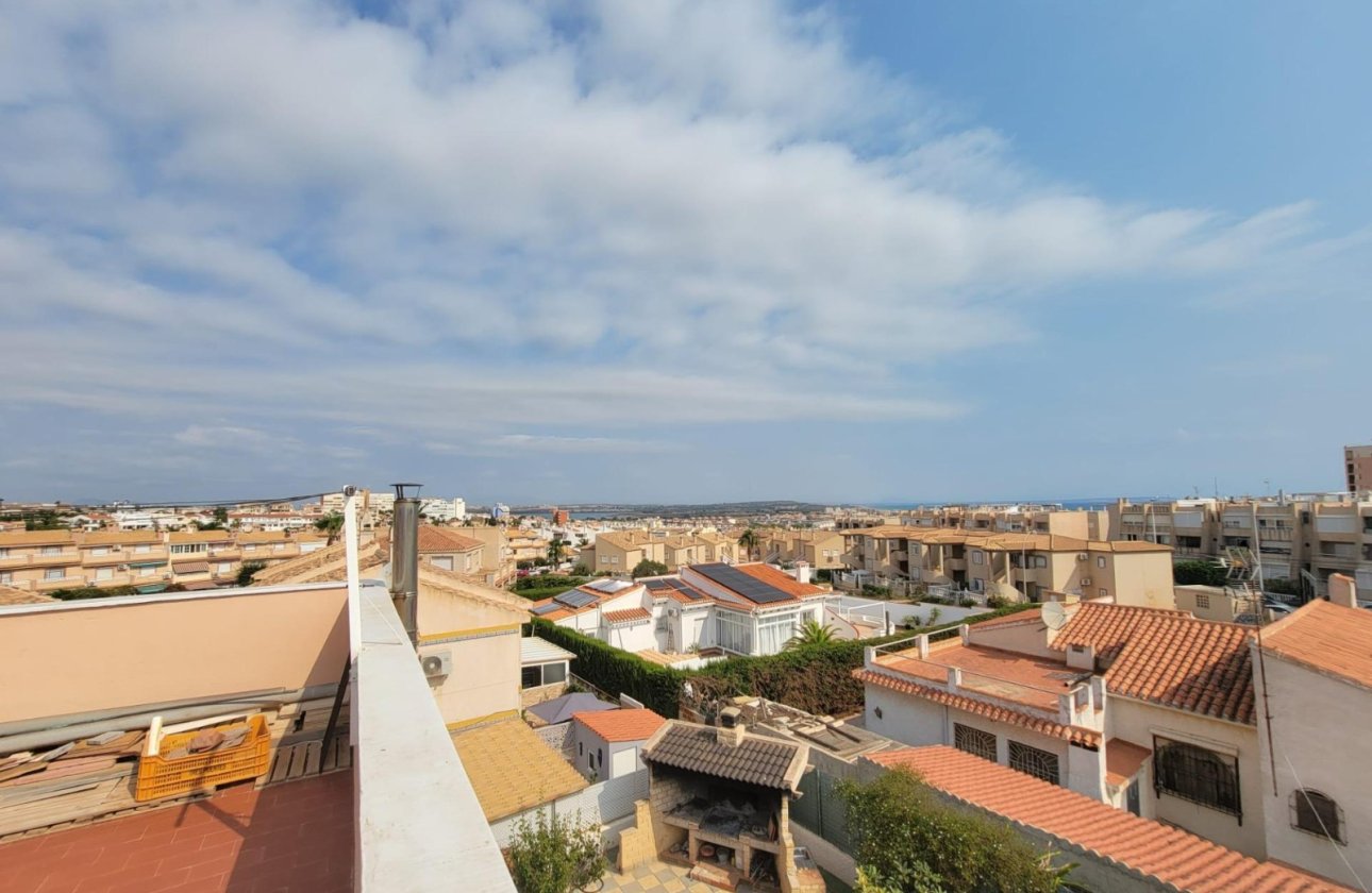 Resale - Villa - Torrevieja - Aguas Nuevas