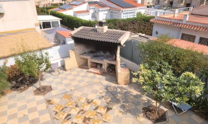 Resale - Villa - Torrevieja - Aguas Nuevas