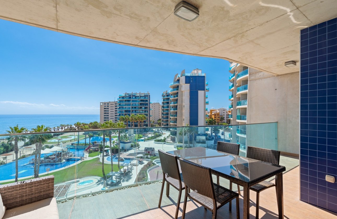 Resale - Apartment / flat - Torrevieja - Punta Prima