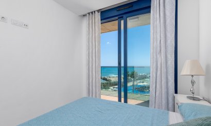 Resale - Apartment / flat - Torrevieja - Punta Prima