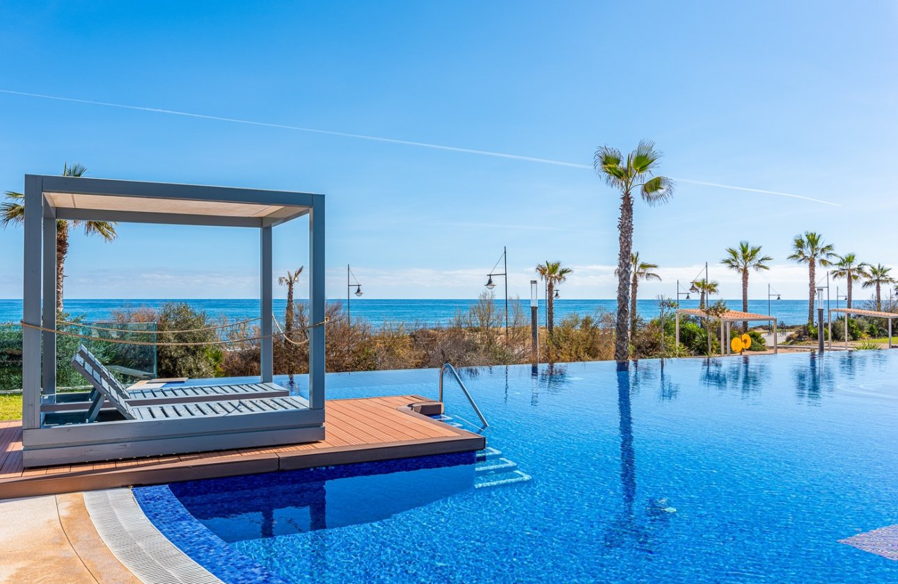 Resale - Apartment / flat - Torrevieja - Punta Prima