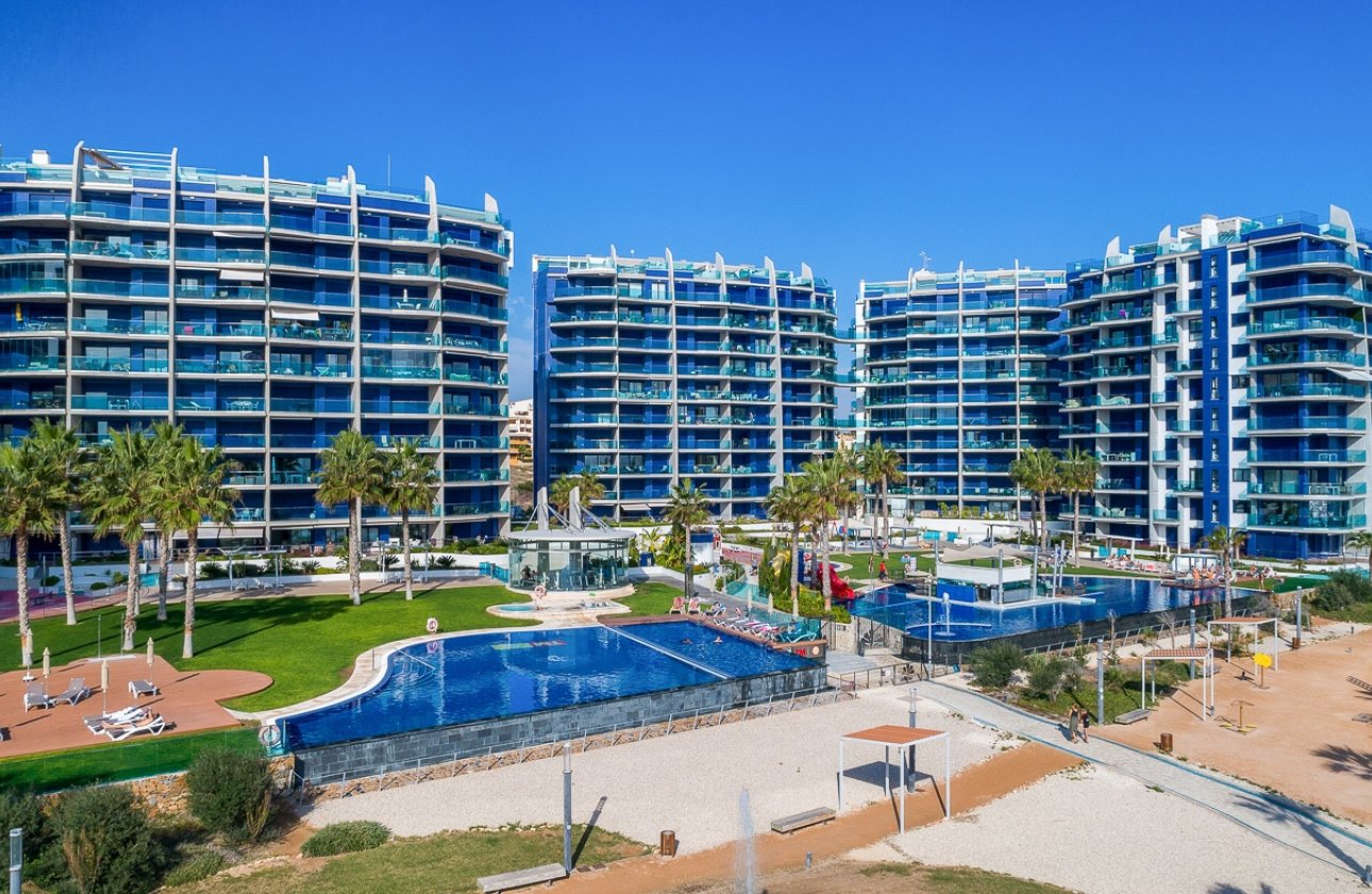 Resale - Apartment / flat - Torrevieja - Punta Prima