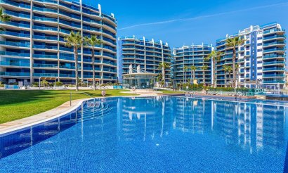 Resale - Apartment / flat - Torrevieja - Punta Prima