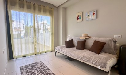 Resale - Apartment / flat - Orihuela Costa - Villamartín