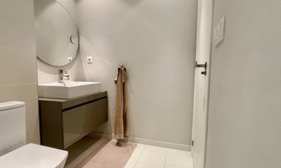 Resale - Apartment / flat - Orihuela Costa - Villamartín