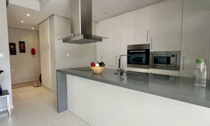 Resale - Apartment / flat - Orihuela Costa - Villamartín