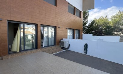 Resale - Apartment / flat - Orihuela Costa - Villamartín