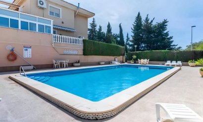 Resale - Villa - Torrevieja - Los altos