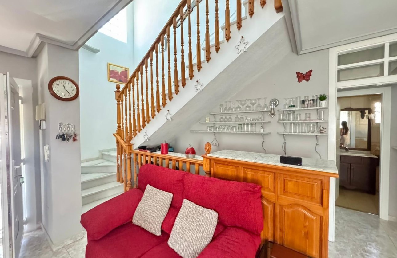 Resale - Villa - Torrevieja - Los altos