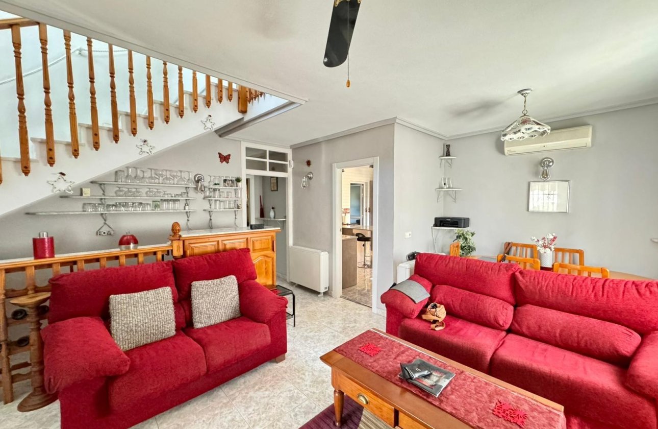 Resale - Villa - Torrevieja - Los altos