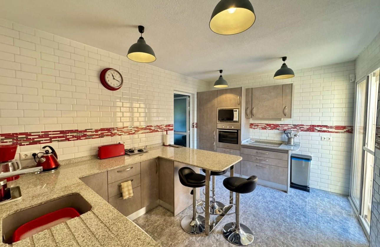 Resale - Villa - Torrevieja - Los altos