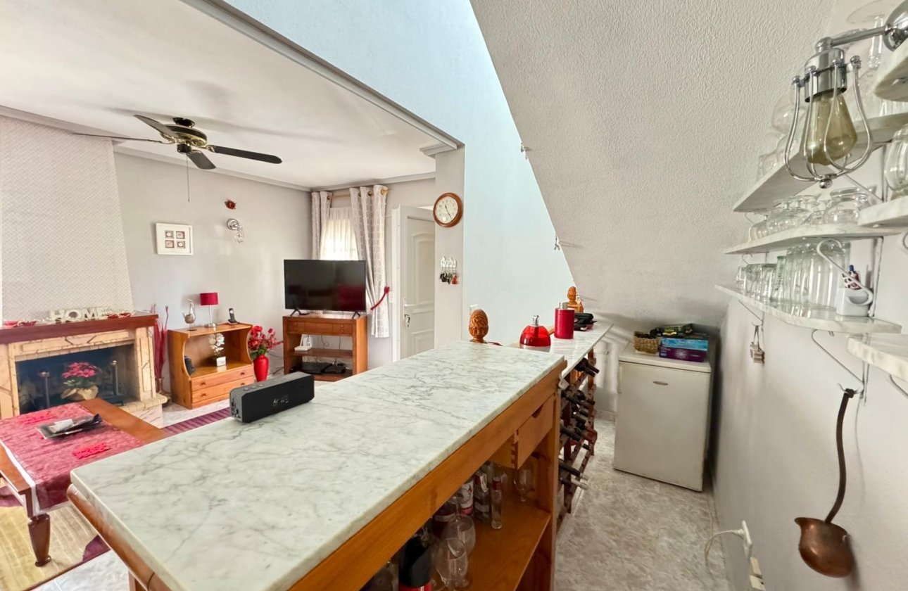 Resale - Villa - Torrevieja - Los altos