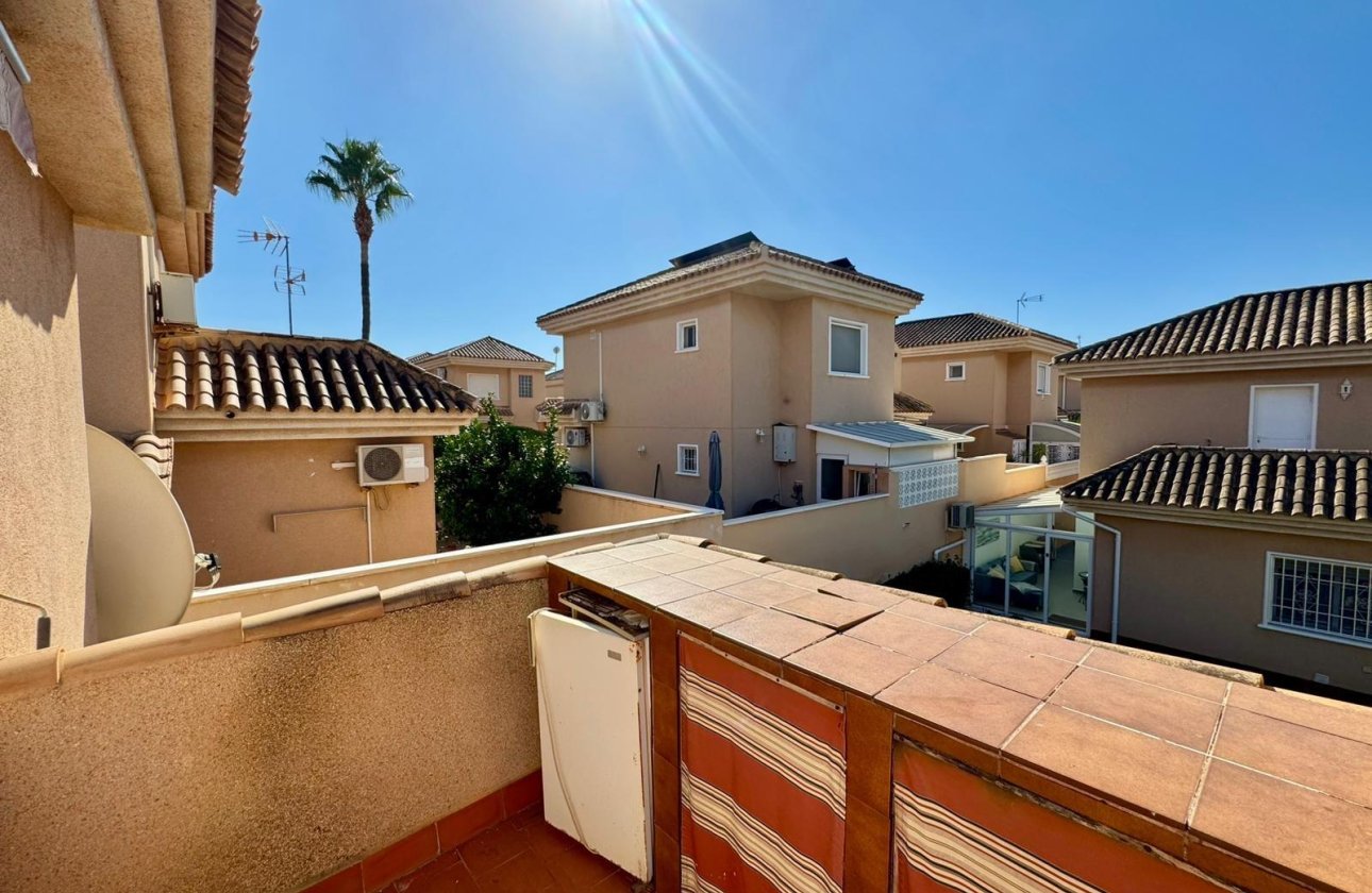 Resale - Villa - Torrevieja - Los altos