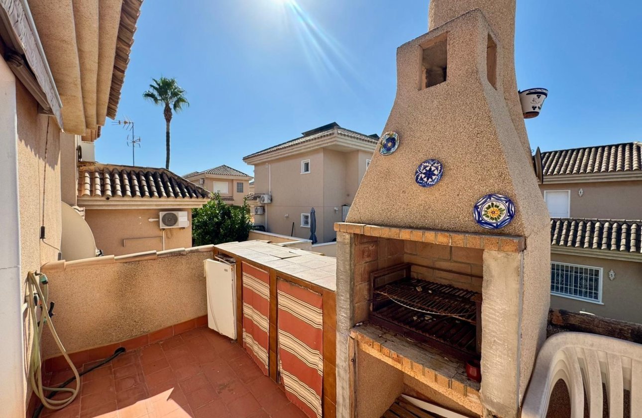 Resale - Villa - Torrevieja - Los altos