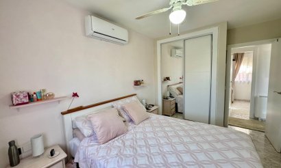 Resale - Villa - Torrevieja - Los altos