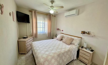 Resale - Villa - Torrevieja - Los altos