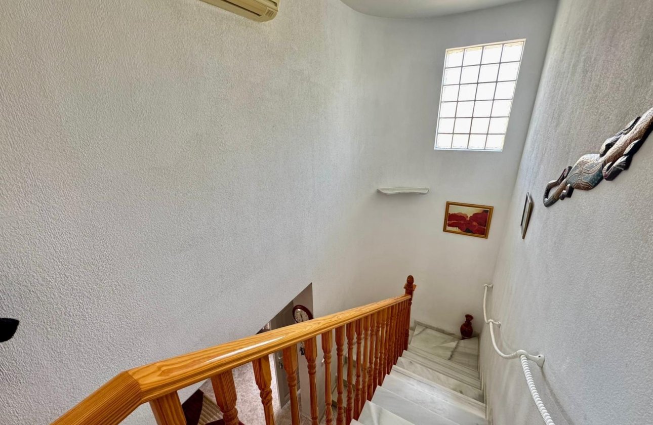 Resale - Villa - Torrevieja - Los altos