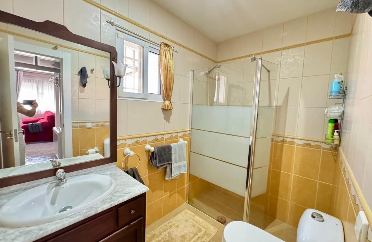 Resale - Villa - Torrevieja - Los altos