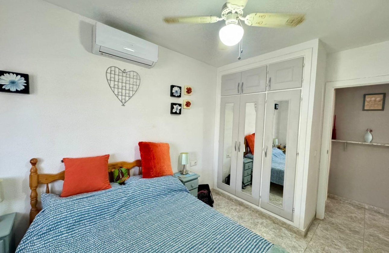 Resale - Villa - Torrevieja - Los altos