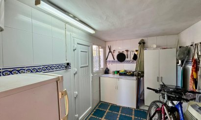 Resale - Villa - Torrevieja - Los altos