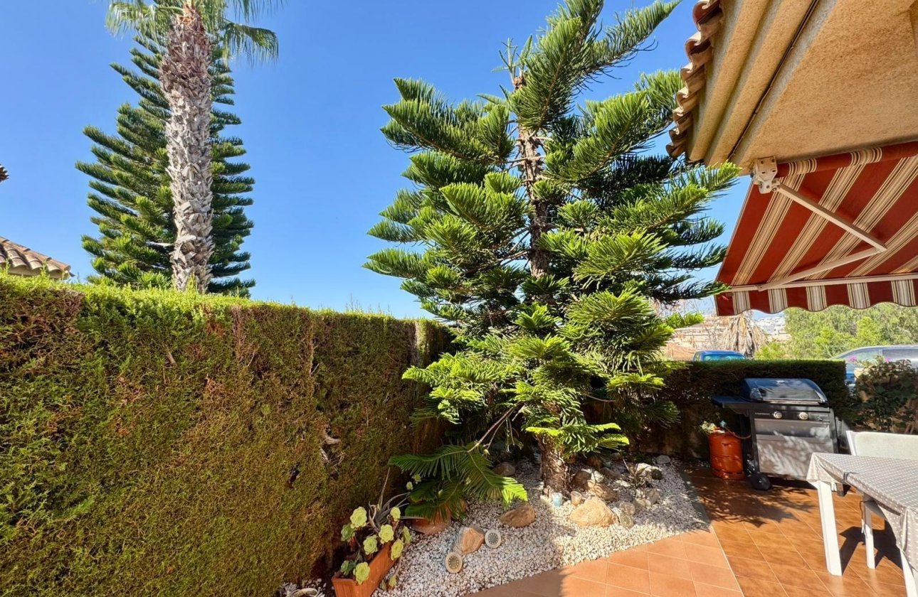 Resale - Villa - Torrevieja - Los altos