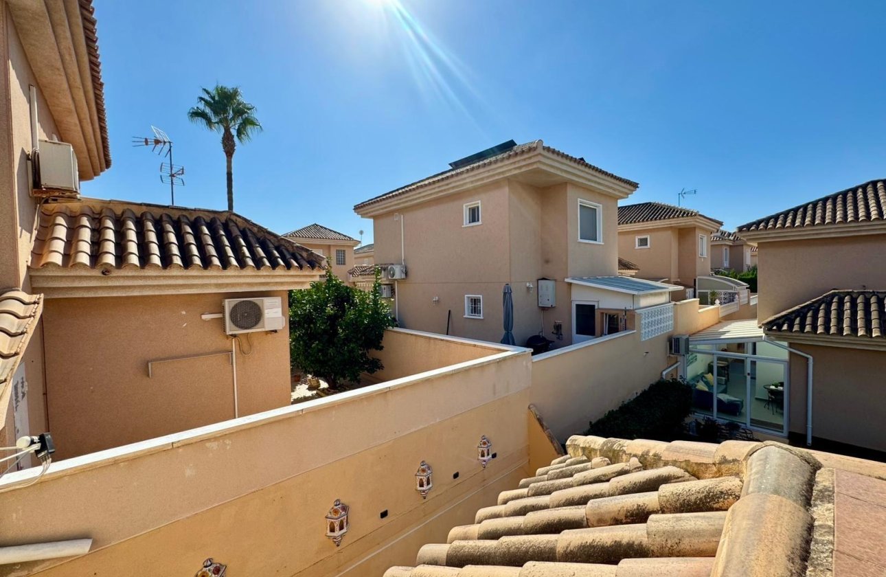 Resale - Villa - Torrevieja - Los altos