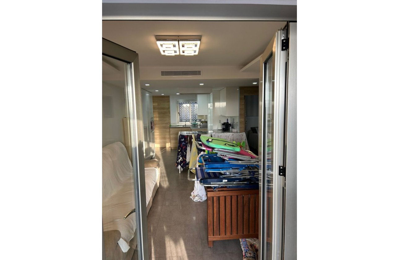 Resale - Apartment / flat - Cabo Roig