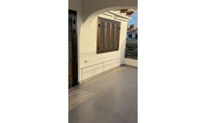 Resale - Apartment / flat - Cabo Roig