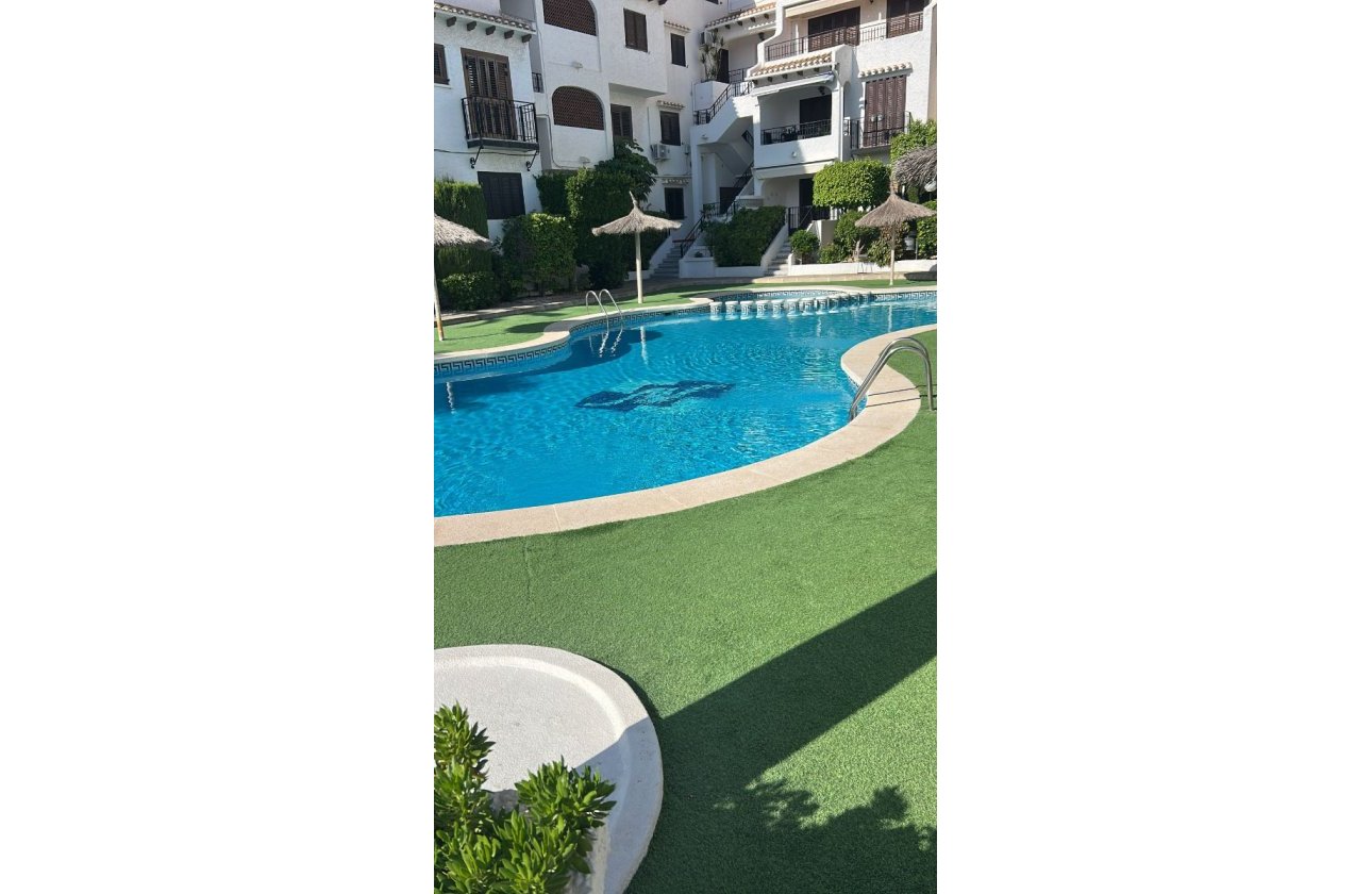 Resale - Apartment / flat - Cabo Roig