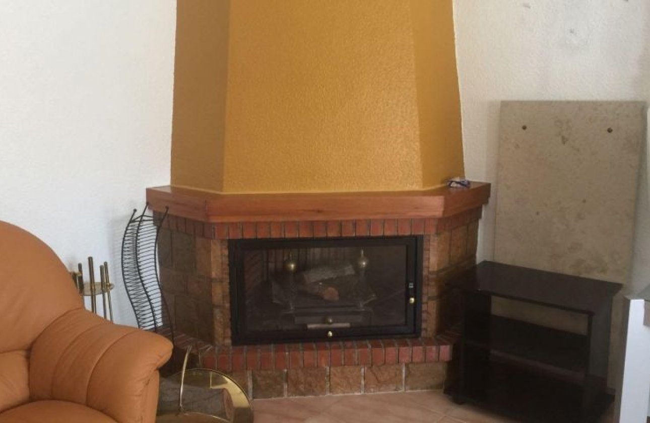 Resale - Villa - Torrevieja