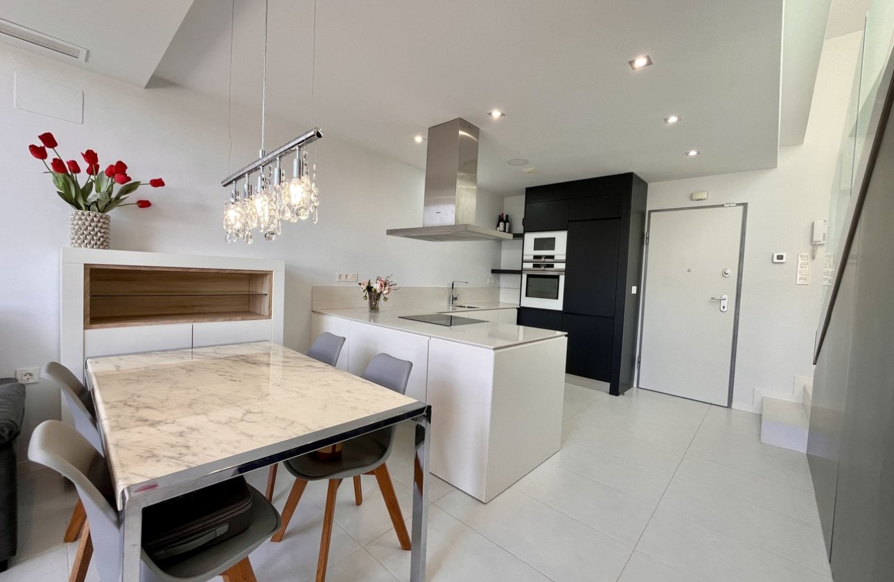 Resale - Villa - Los Dolses