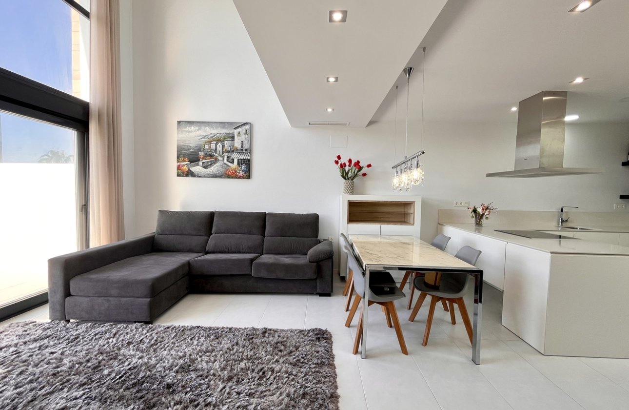 Resale - Villa - Los Dolses