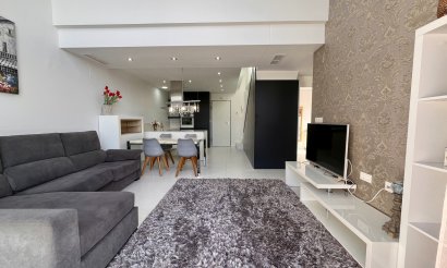 Resale - Villa - Los Dolses