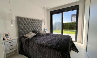 Resale - Villa - Los Dolses