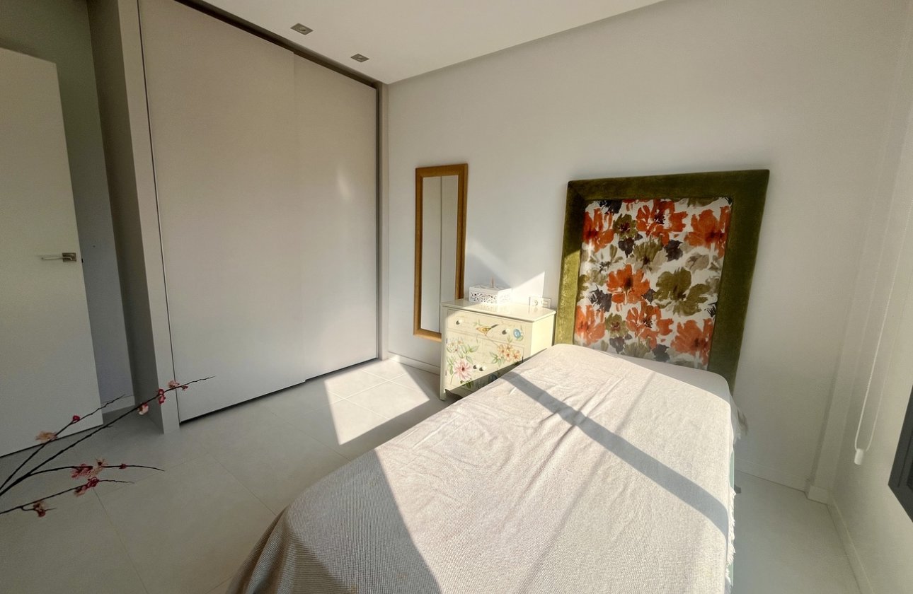 Resale - Villa - Los Dolses