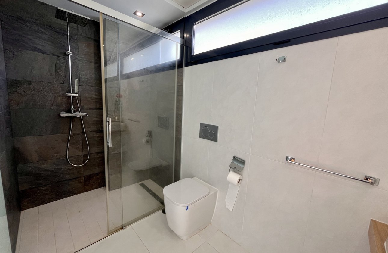 Resale - Villa - Los Dolses