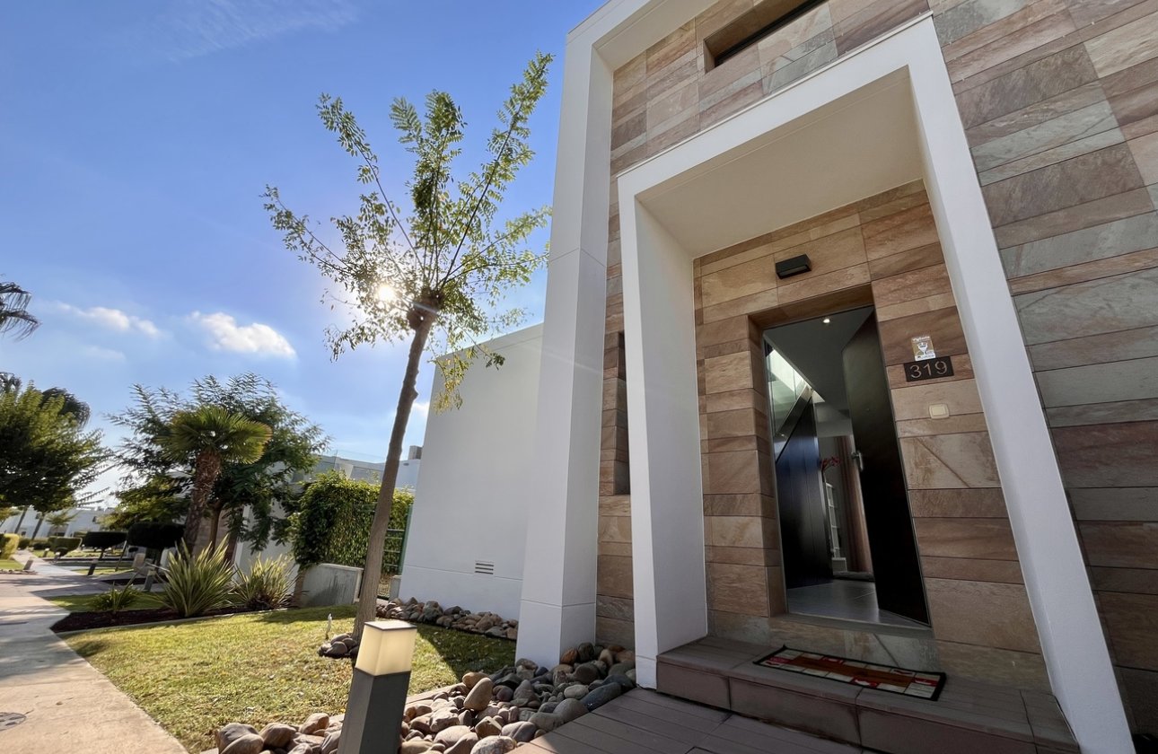 Resale - Villa - Los Dolses