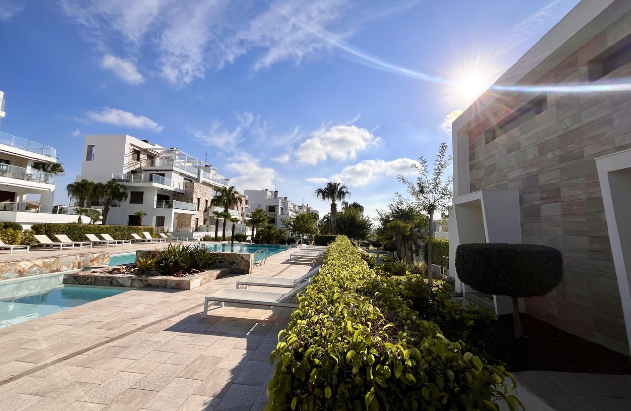 Resale - Villa - Los Dolses