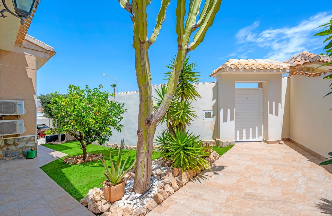 Resale - Villa - Ciudad Quesada - Ciudad Quesada - Rojales