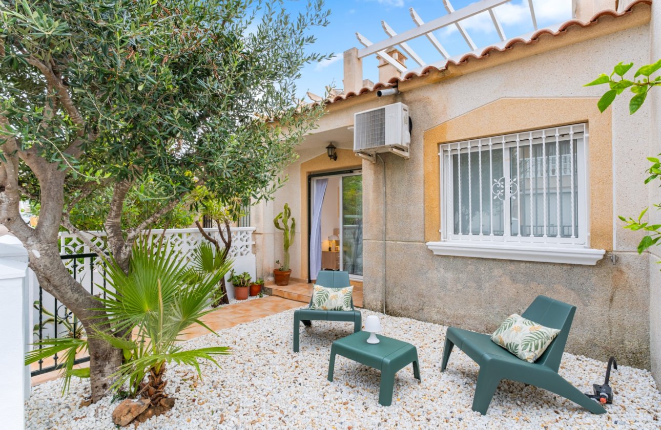 Resale - Bungalow - Orihuela Costa - Villamartin