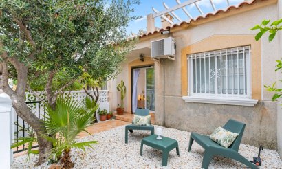 Resale - Bungalow - Orihuela Costa - Villamartin