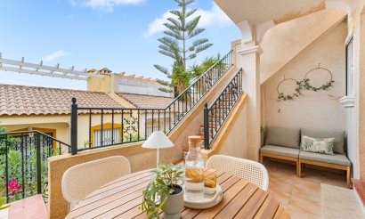 Resale - Bungalow - Orihuela Costa - Villamartin