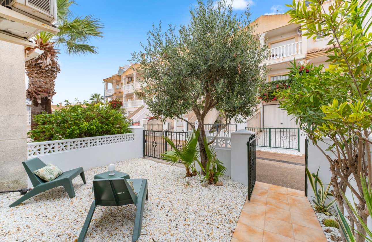 Resale - Bungalow - Orihuela Costa - Villamartin