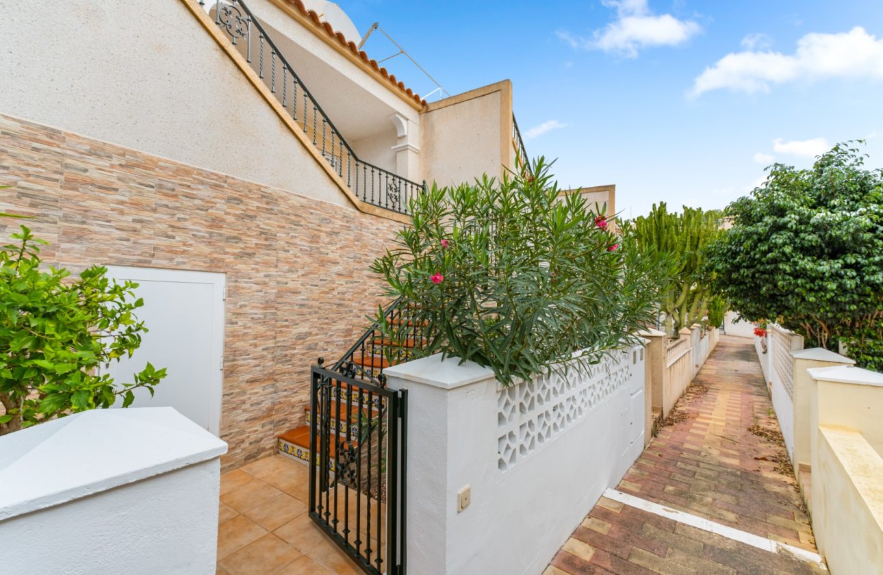 Resale - Bungalow - Orihuela Costa - Villamartin
