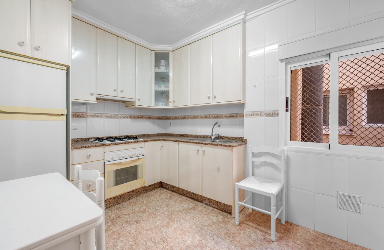 Resale - Apartment / flat - Torrevieja